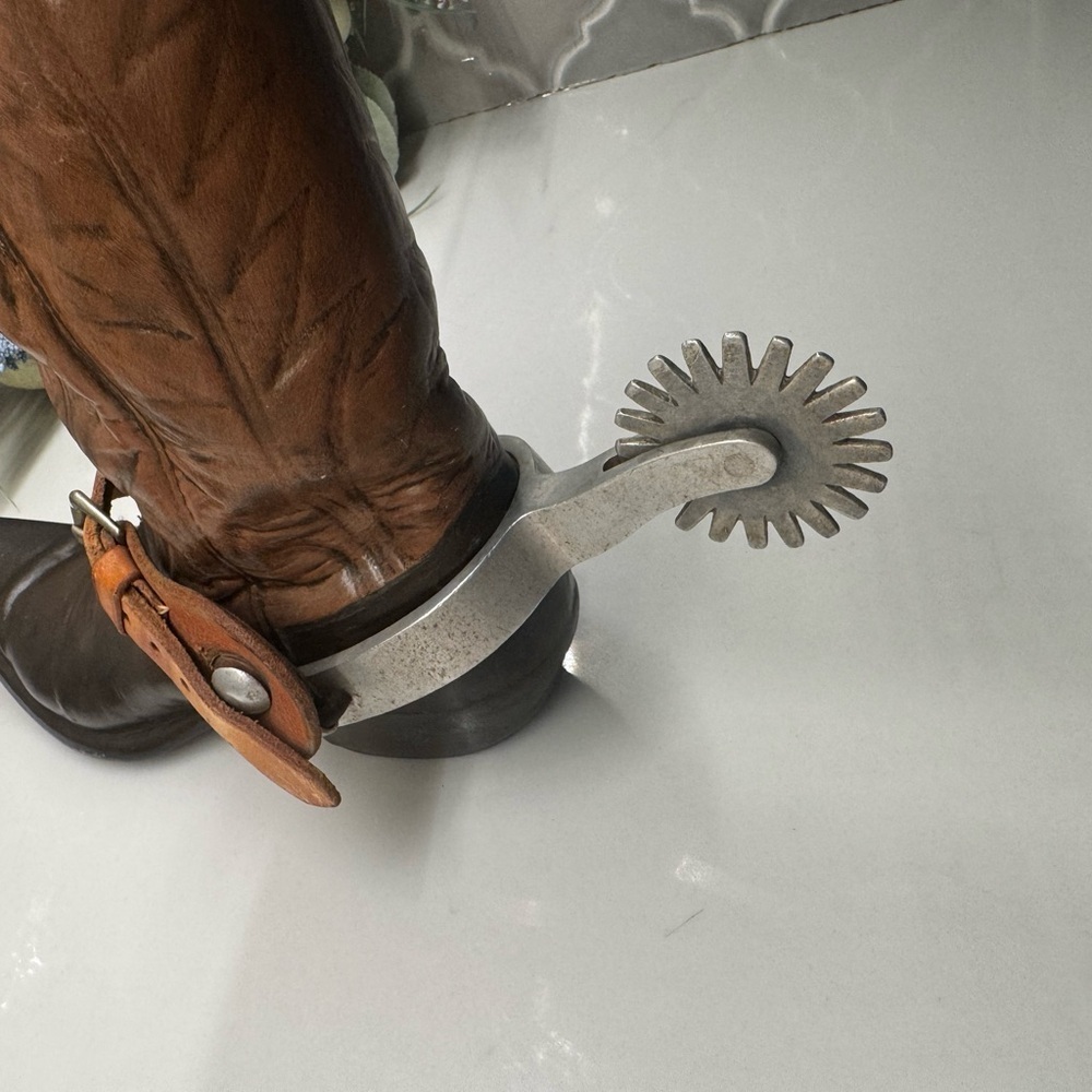 Vintage 1977 ceramic boot with spit - Picture 9 of 10